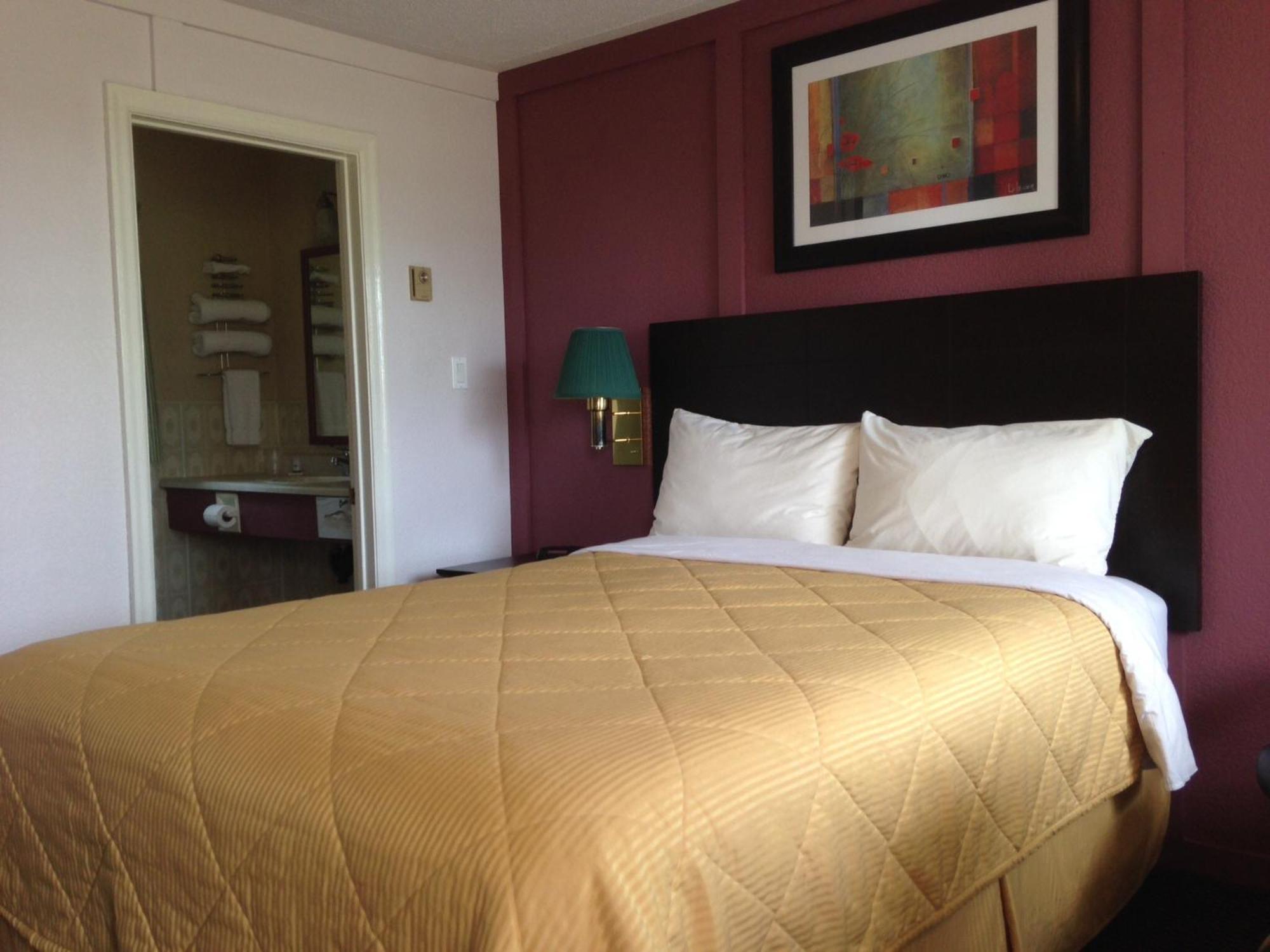 Country Squire Motel Arnprior Ruang foto